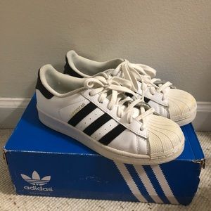 Black Adidas Superstars